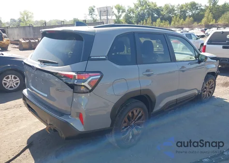 2025 Subaru Forester Hybrid Sport z USA, uszkodzony, nr VIN JF2SLSJDXSH402871